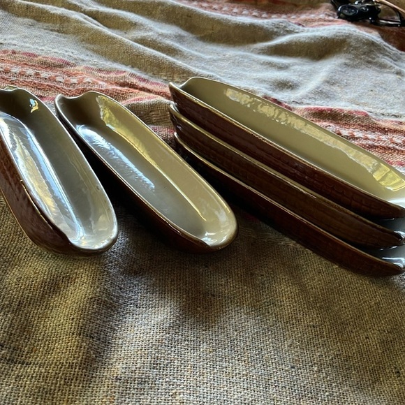Other - Vintage corn plates set of 6 brown basket clay pottery corn holders 1940’s 1950’